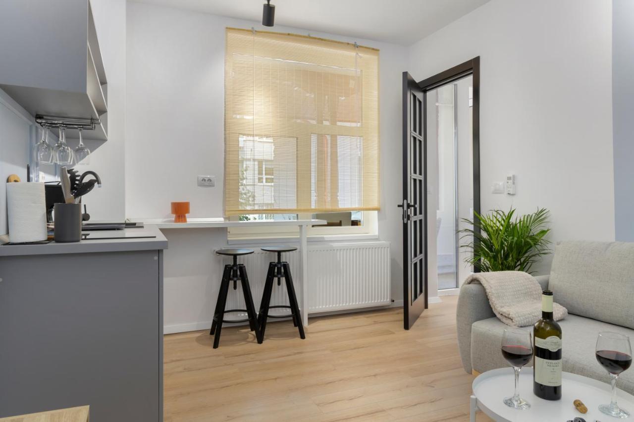Vd Boutique Apartments No 3 Bukarest Kültér fotó